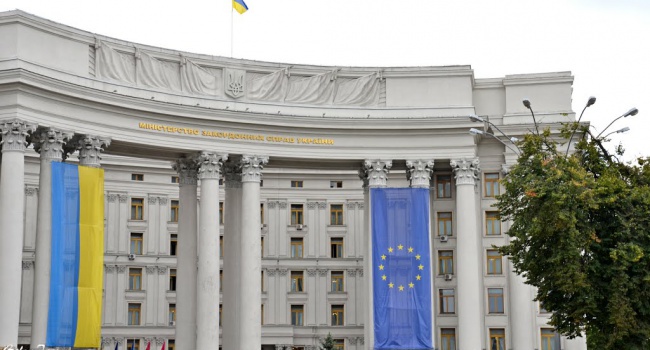 МИД: Украина выходит из СНГ