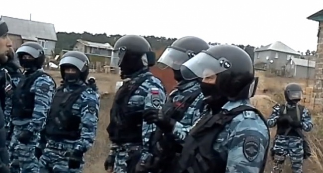Оккупационные власти Крыма продолжают обвинять татар в терроризме