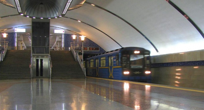 В Киеве затопляются станции метрополитена