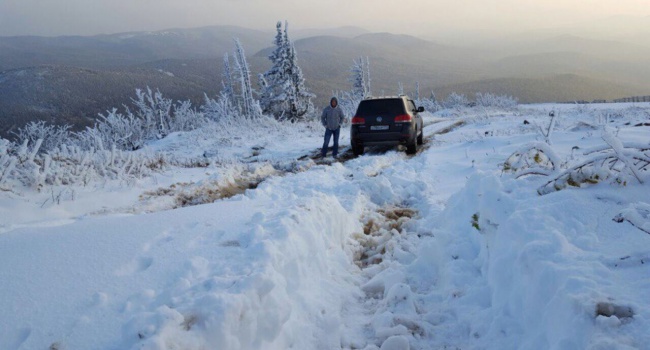 В Карпатах выпало рекордное количество снега