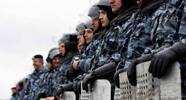 Російська поліція буде розганяти масові протести інфразвуком