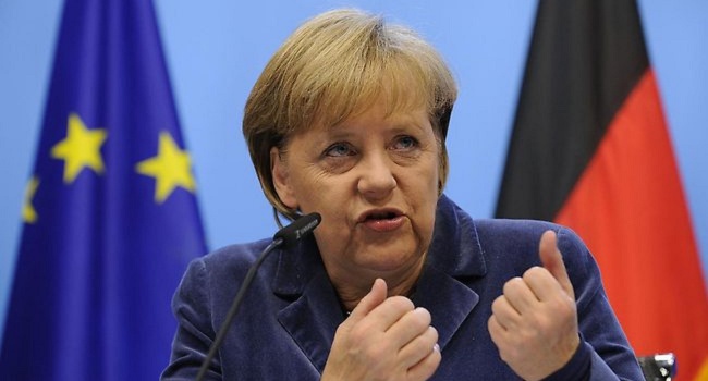Меркель выступила за ужесточение антироссийских санкций