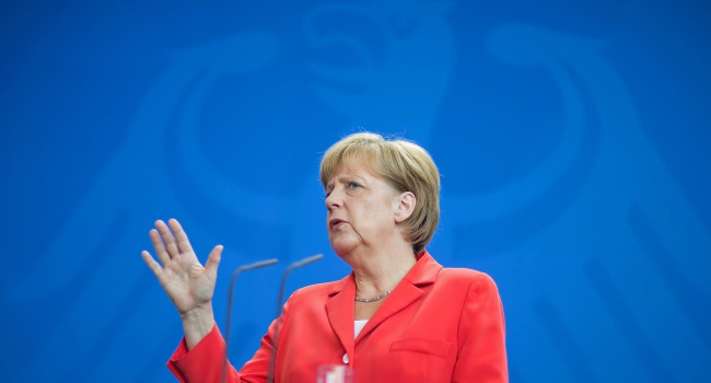 Меркель: постараюсь не потерять терпение в разговорах с Путиным