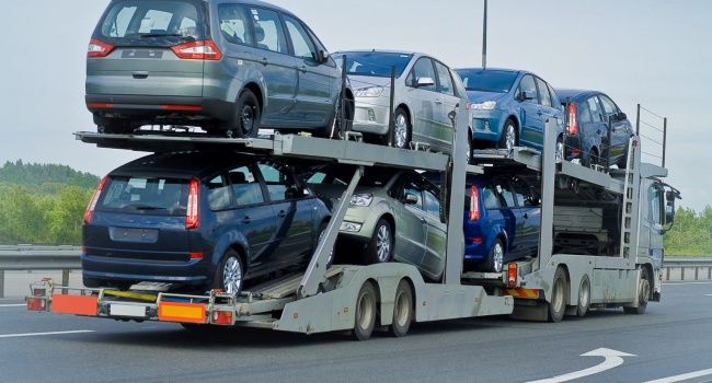 Насиров заблокировал импорт подержанных автомобилей