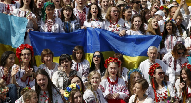 Чому українці хочуть виїхати з України? 