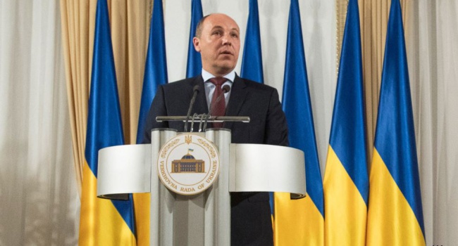 Парубий призвал Европейский парламент проголосовать за безвизовый режим с Украиной к годовщине Майдана