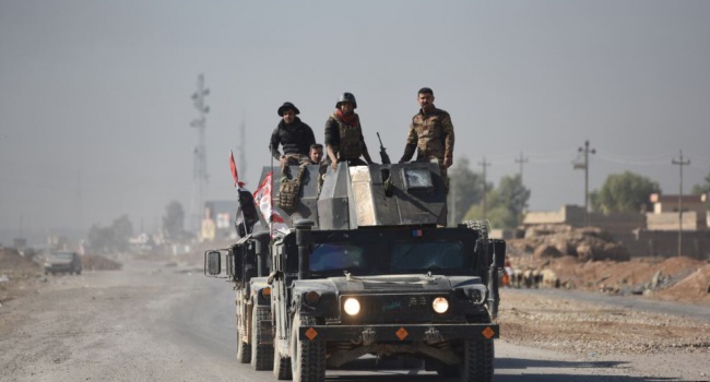 Іракські військові успішно просуваються до Мосула