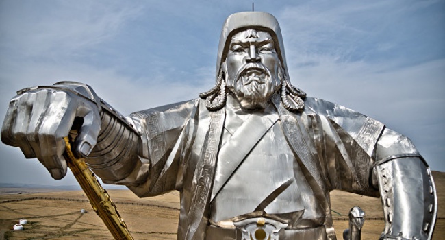 Ученым удалось расшифровать уникальную рукопись Чингисхана