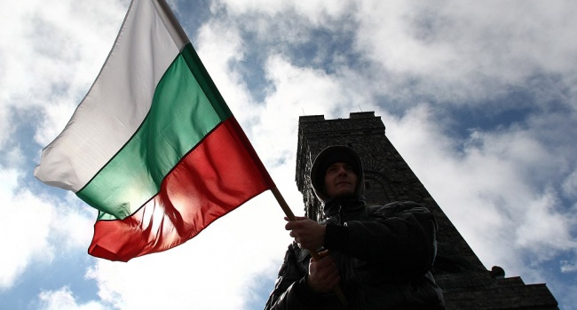 На президентських виборах в Болгарії перемагає проросійський кандидат 
