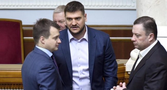 Верховна Рада ніяк не може позбавити Савченка депутатських повноважень 