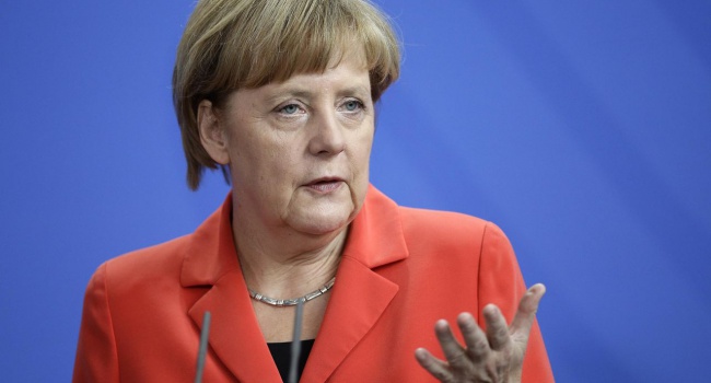 Меркель снова идет в бой