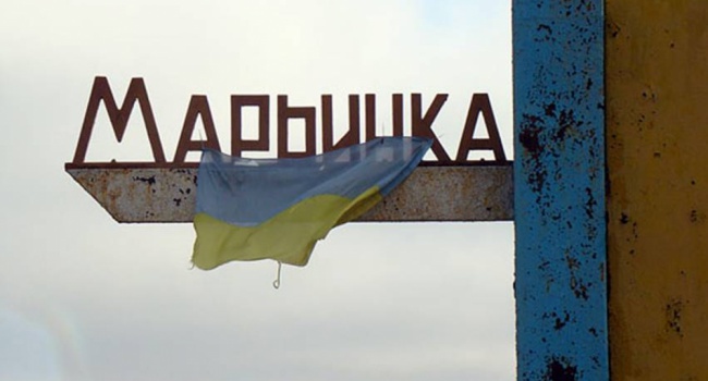 Жители Марьинки винят в погромах украинских военных