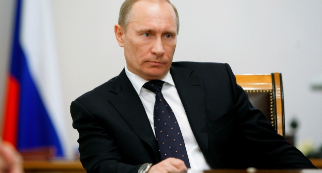 Политик: Путину нужно красиво слить Донбасс