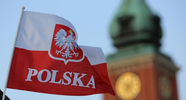Блогер прокоментував нові химерні ініціативи польської влади