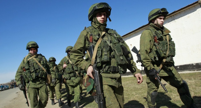 Россия обвинила Украину в похищении двух российских военнослужащих из Крыма