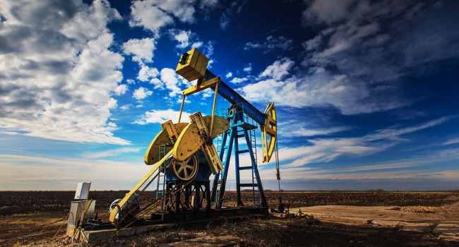 Цены на нефть замерли на позитивной отметке в преддверии встречи ОПЕК