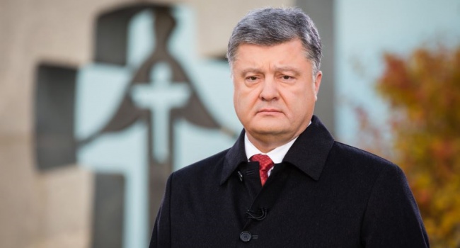 Всі, хто заперечує геноцид українського народу, живуть в одному місці - Порошенко 