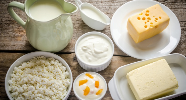 Украина продолжает экспортировать в Россию молочную продукцию
