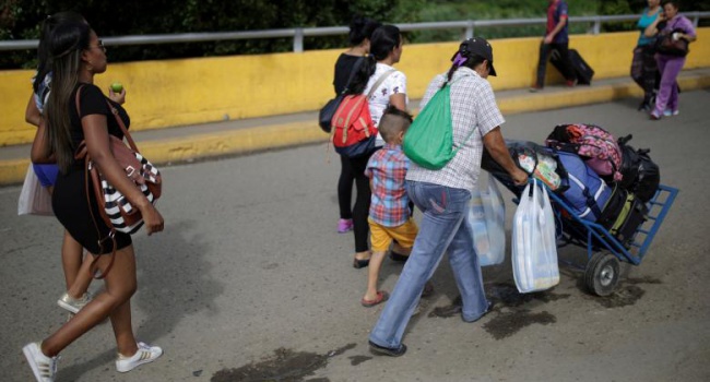 Венесуэльские женщины продают волосы, чтобы выжить