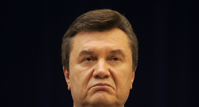 Адвокат Януковича: "Виктор Федорович переживает за судьбу украинцев"