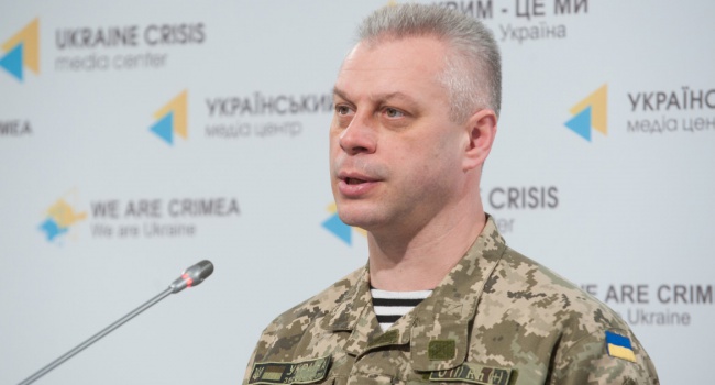 Штаб АТО про минулу добу на Донбасі: гатили з важкого озброєння 