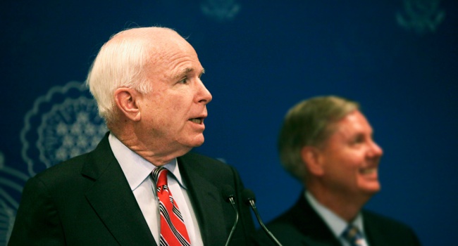 Сенаторы из США собираются посетить Украину
