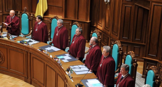 Венеціанська комісія схвалила проект реформи Конституційного суду