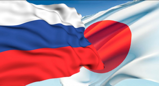 СМИ сообщили о планах Японии смягчить санкции против России