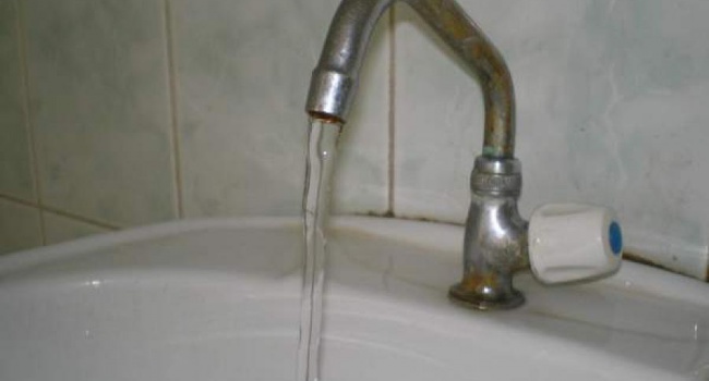 На Донеччині відновлюють водопостачання після обстрілів 