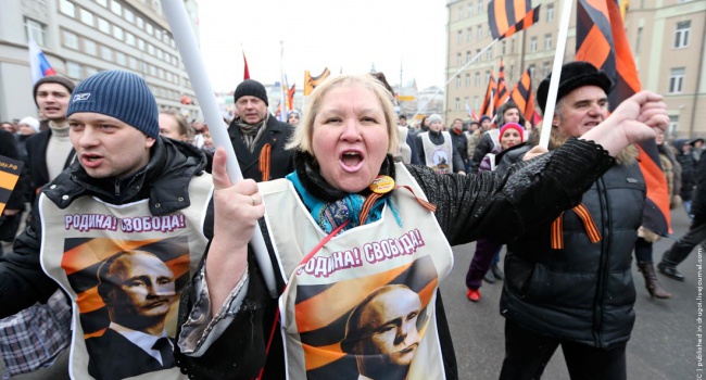 Сотник: российские патриоты - это холопы, продающие свои голоса за подачки с барского жирного стола