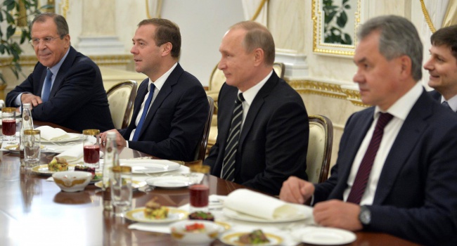 Блогер: Если бы меня пригласили в Кремль, я обязательно пошел бы, но сел бы к Путину поближе