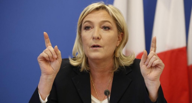 Французские банки не хотят снабжать средствами президентскую кампанию Марин Ле Пен