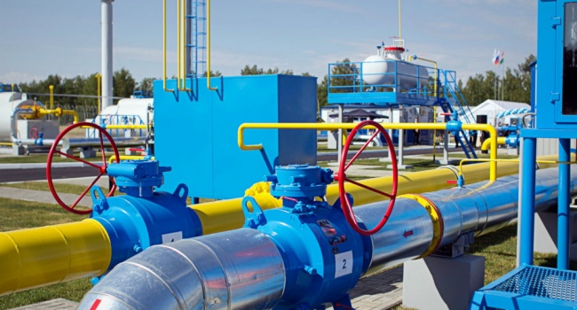 Запасов газа в хранилищах Украины становится меньше