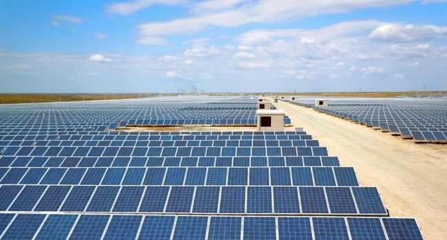 Под строительство солнечных электростанций в Чернобыльской зоне могут выделить 5 тысяч гектаров Под строительство солнечных электростанций в Чернобыльской зоне могут выделить 5 тысяч гектаров