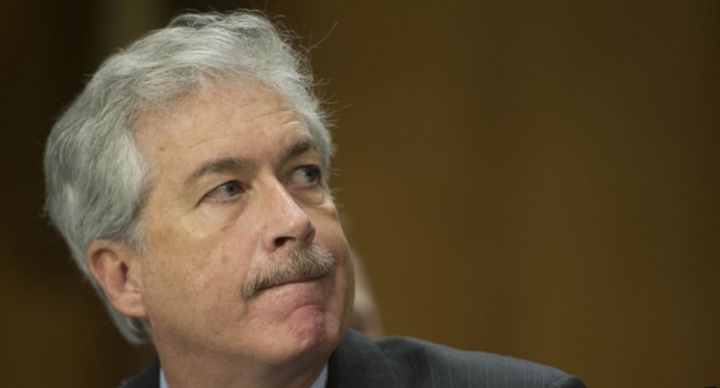 Екс-посол США в РФ застеріг кабінет Трампа від дружби з Кремлем Екс-посол США в РФ застеріг кабінет Трампа від дружби з Кремлем