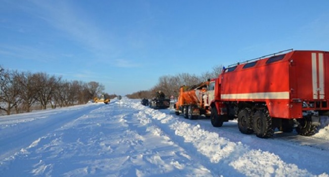 В Одеській області під час боротьби з сніговими заметами помер робітник