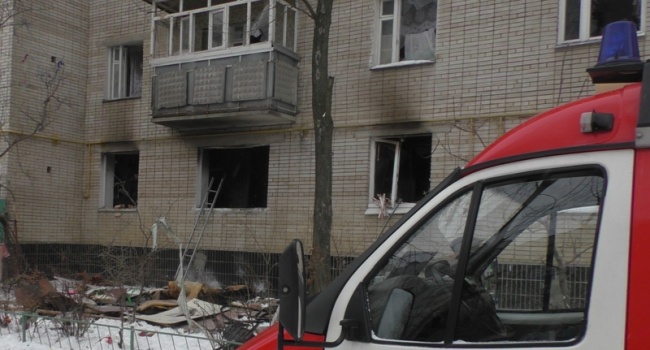 У Сумах стався вибух, що зруйнував стіни У Сумах стався вибух, що зруйнував стіни