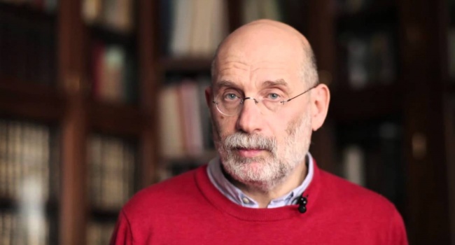 Борис Акунін: у Сучасній Росії ніщо не є тим, чим називається Борис Акунін: у Сучасній Росії ніщо не є тим, чим називається