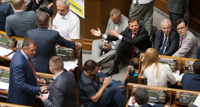 Политолог: Тимошенко, Ляшко и Бойко. Если это «новые лидеры», то какими должны быть «старые»? Политолог: Тимошенко, Ляшко и Бойко. Если это «новые лидеры», то какими должны быть «старые»?