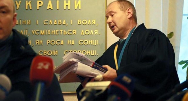 Бежавший из Украины судья Чаус вызван на допрос в антикоррупционное бюро Бежавший из Украины судья Чаус вызван на допрос в антикоррупционное бюро