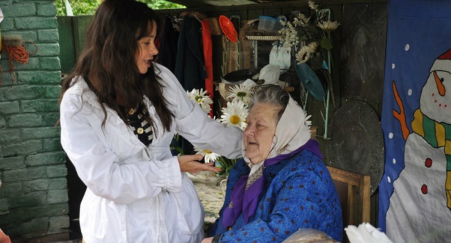 СБУ разрешила Наташе Королевой приехать в Украину на похороны бабушки