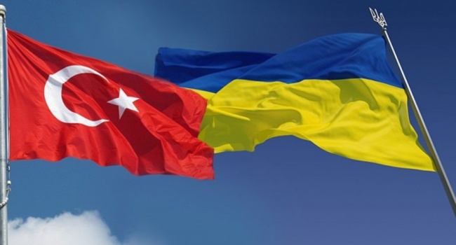 Турция оказала Украине военную помощь