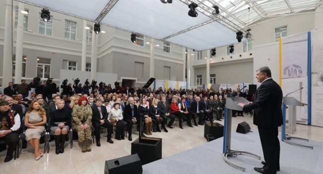 Таран: президент дав зрозуміти Заходу, що нова адміністрація в США не змусить Україну жертвувати національними інтересами