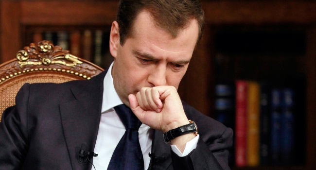 Медведев самый честный российский «правдоруб» – санкции США остаются