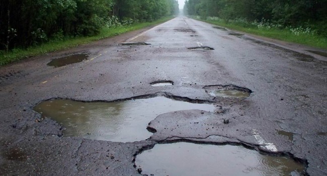 Украинским дорогам нужен ремонт