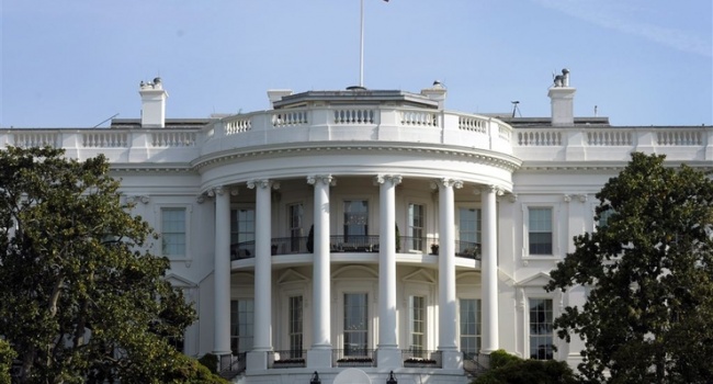 Журналисты установили источник компромата на Трампа Журналисты установили источник компромата на Трампа