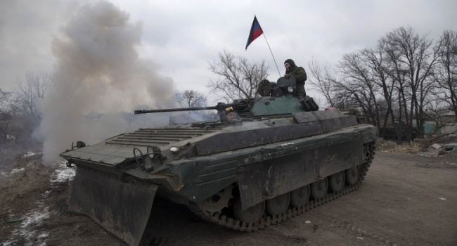 Бої під Авдіївкою: Режим "тиші" дотримується не повністю Бої під Авдіївкою: Режим "тиші" дотримується не повністю