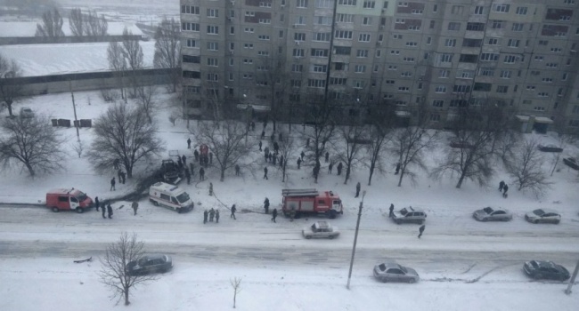 В Луганске взорван автомобиль с одним из главарей боевиков, - видео
