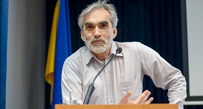 Україна не втекла від СРСР, але продовжує бігти – історик