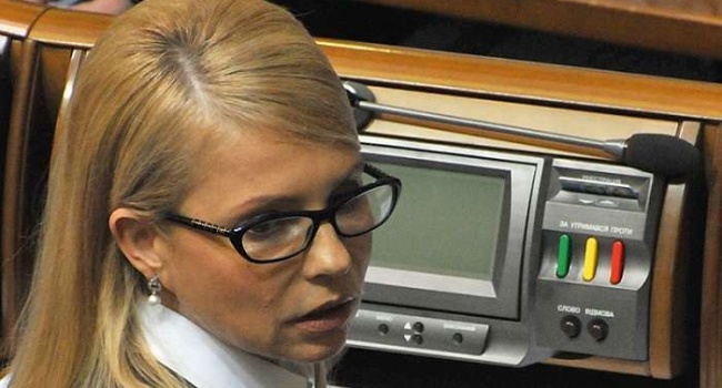 Нусс: в Украине стартовала новая пиар-акция Тимошенко, под название «Требуем военное положение»